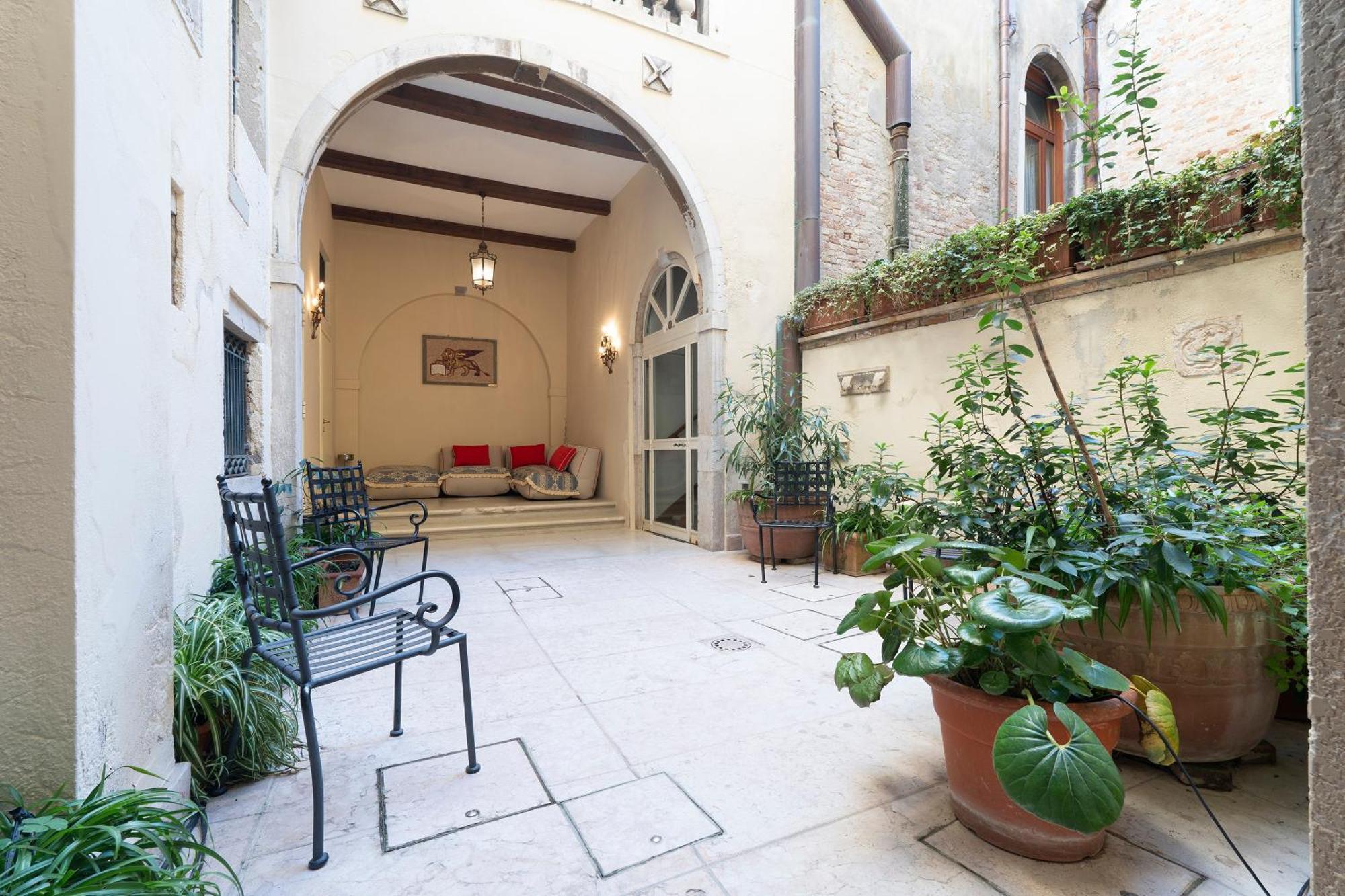 Fortuny3967 Suites & Wine Venice Luaran gambar